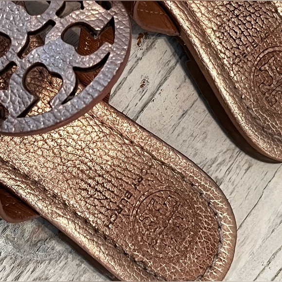 Tory Burch Millar Rose Gold Sandals Thong size 6.5 - Picture 3 of 9